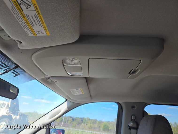 image for item EV2538 2005 Ford F150 XLT SuperCrew pickup truck