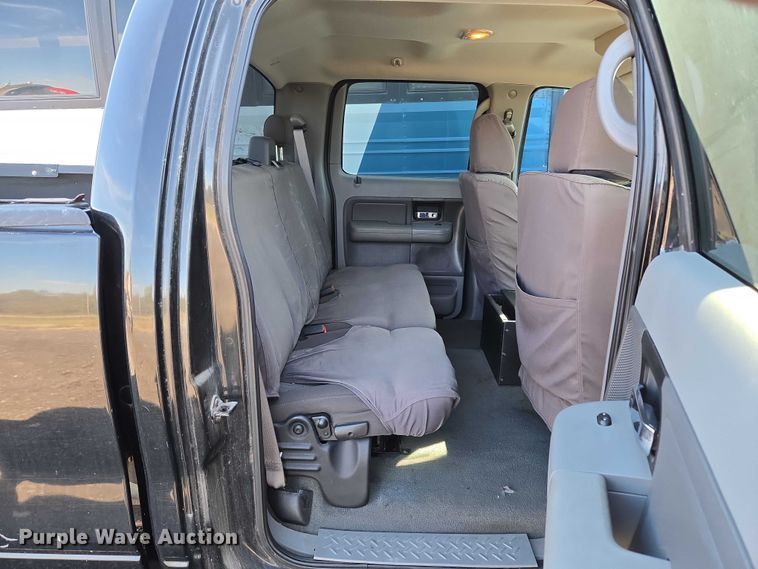 image for item EV2538 2005 Ford F150 XLT SuperCrew pickup truck