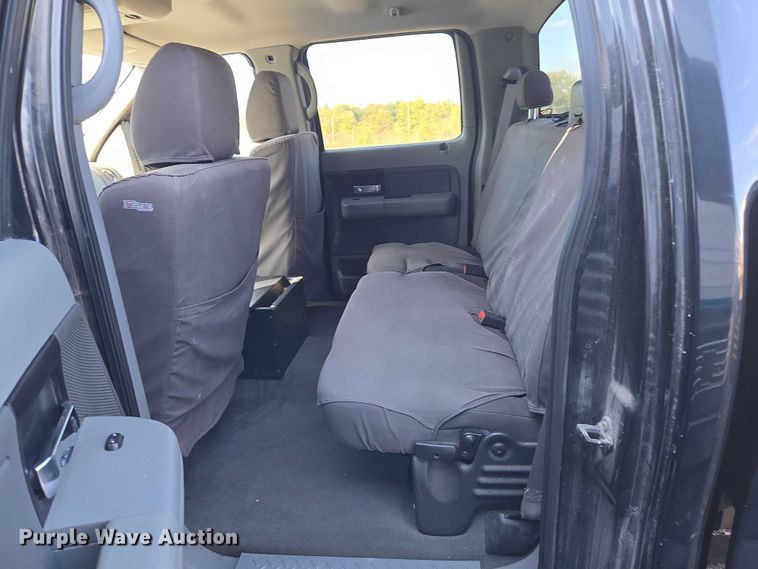 image for item EV2538 2005 Ford F150 XLT SuperCrew pickup truck