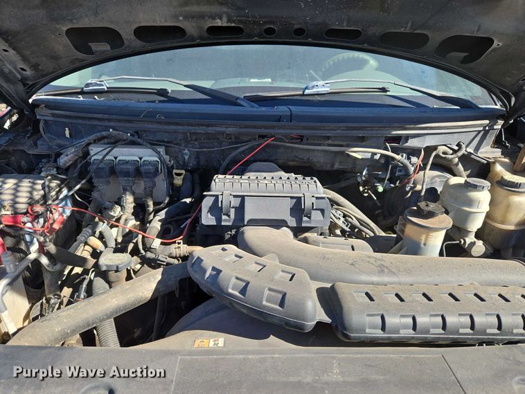 image for item EV2538 2005 Ford F150 XLT SuperCrew pickup truck