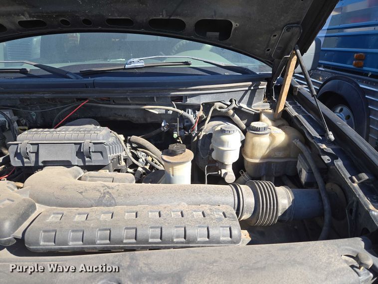 image for item EV2538 2005 Ford F150 XLT SuperCrew pickup truck