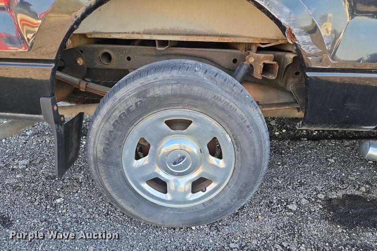 image for item EV2538 2005 Ford F150 XLT SuperCrew pickup truck