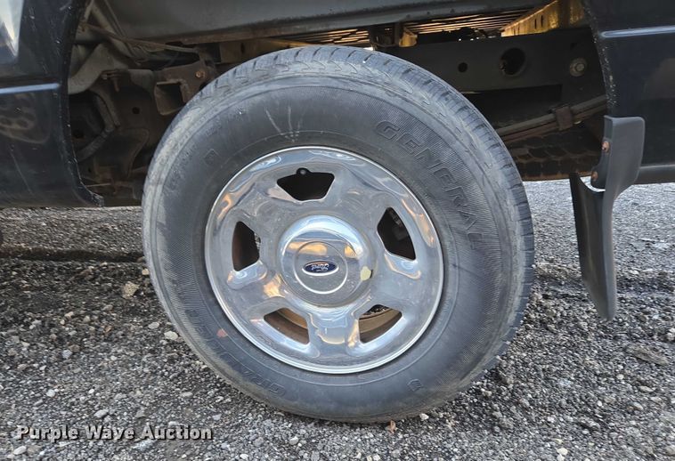 image for item EV2538 2005 Ford F150 XLT SuperCrew pickup truck