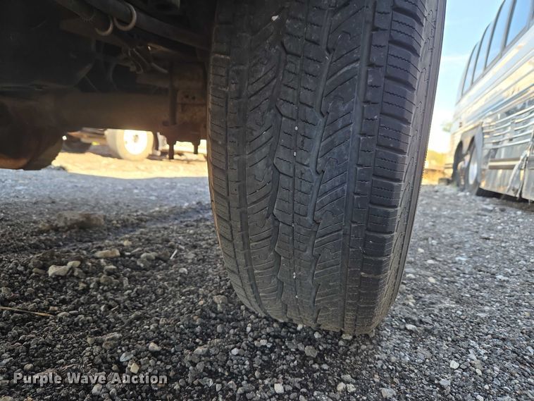 image for item EV2538 2005 Ford F150 XLT SuperCrew pickup truck