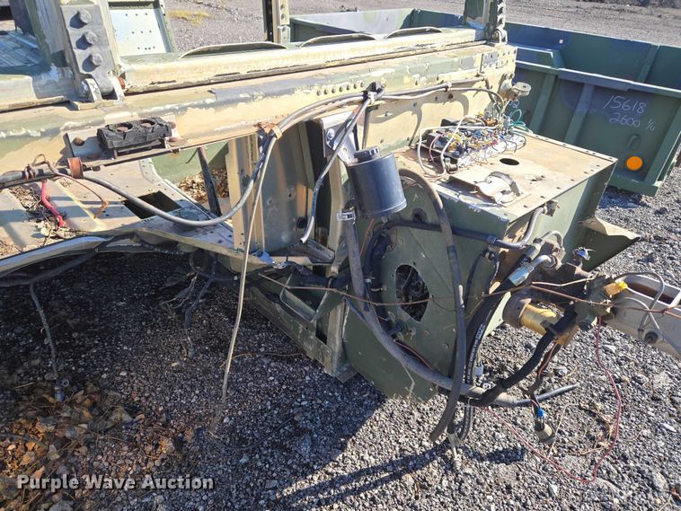 image for item EV2539 1994 AM General M998 Humvee HMMWV SUV body