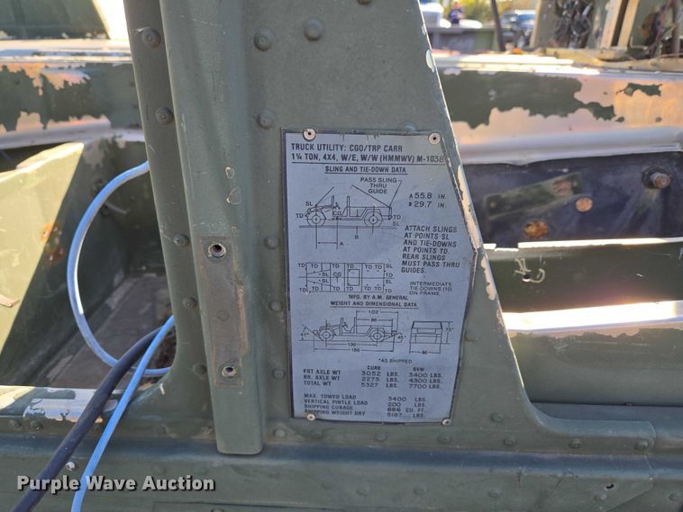 image for item EV2539 1994 AM General M998 Humvee HMMWV SUV body