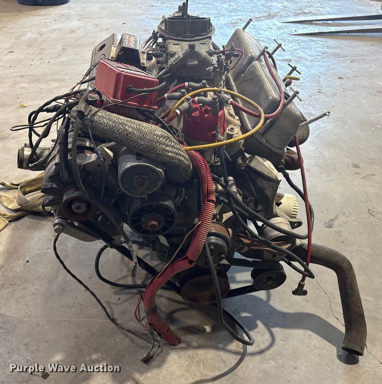 image for item EV2546 Ford 302 engine