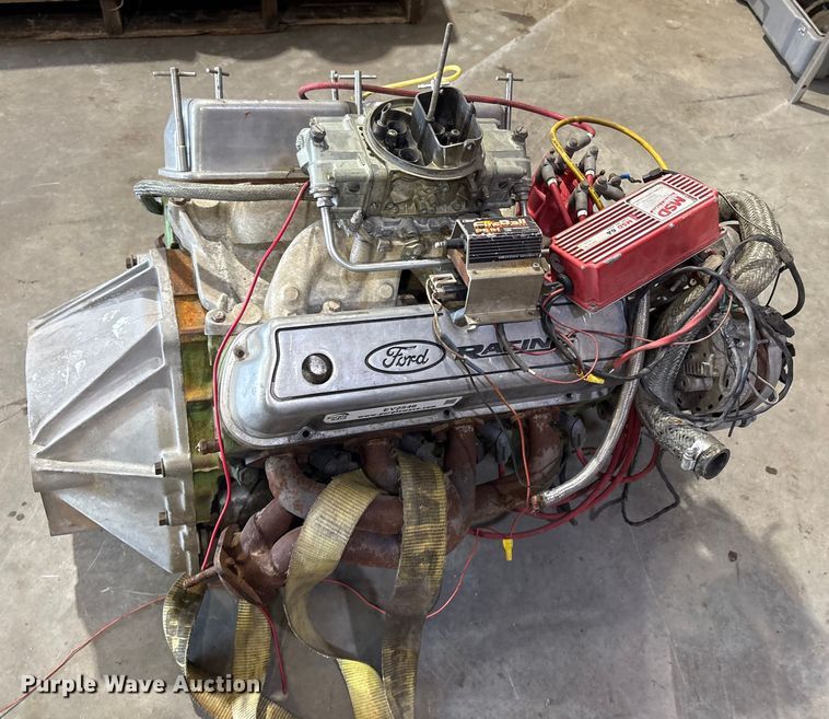 image for item EV2546 Ford 302 engine