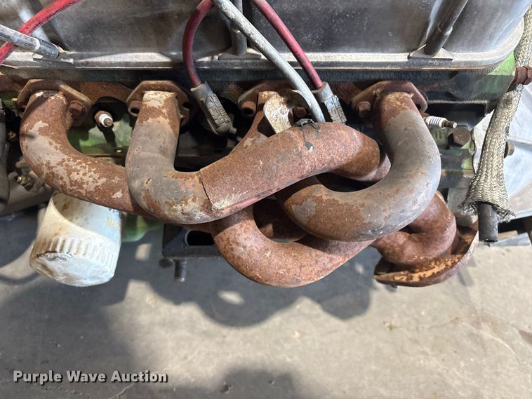 image for item EV2546 Ford 302 engine