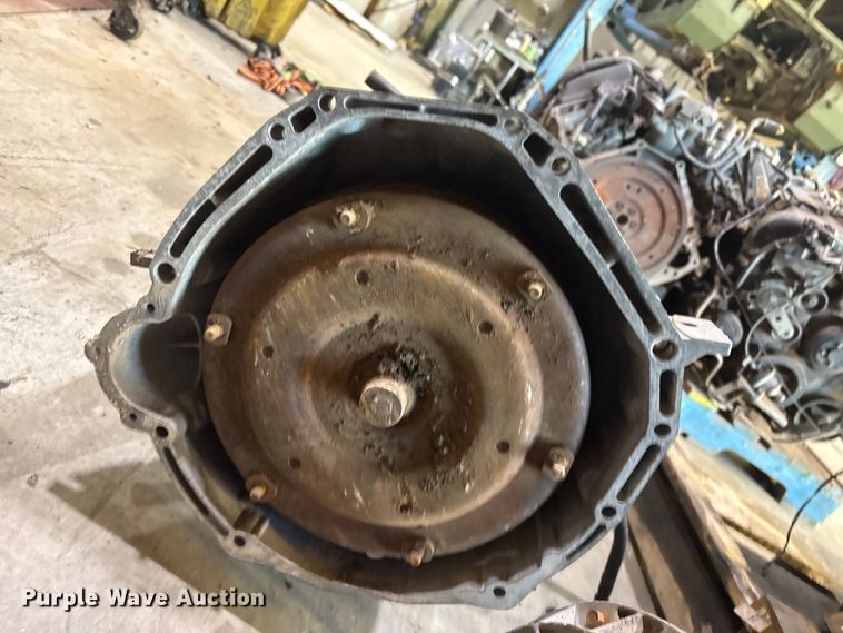 image for item EV2548 2003 International A325  engine with transmission 