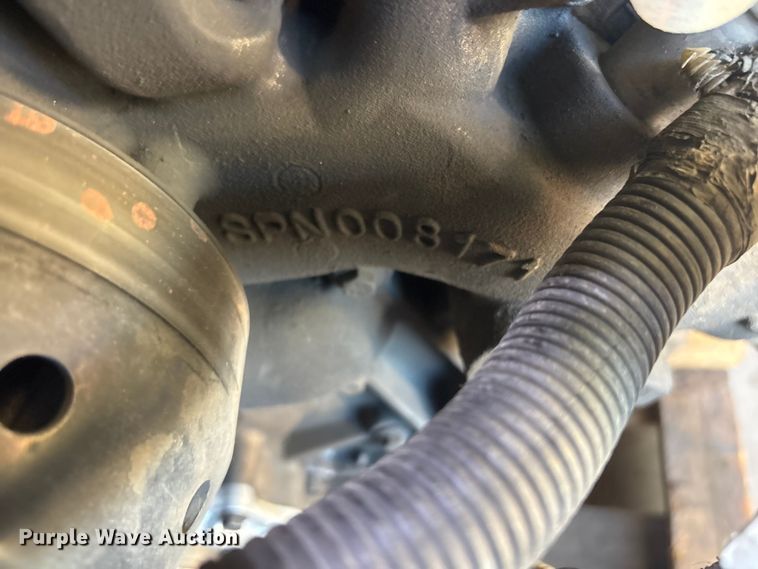 image for item EV2548 2003 International A325  engine with transmission 