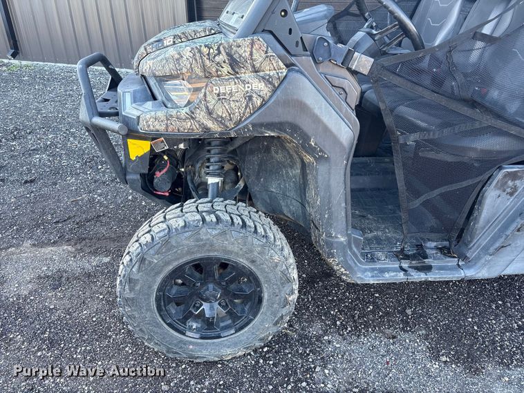 image for item EV2550 2021 Can-Am Defender MAX XT HD10 utility vehicle