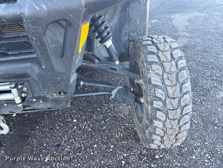 image for item EV2550 2021 Can-Am Defender MAX XT HD10 utility vehicle