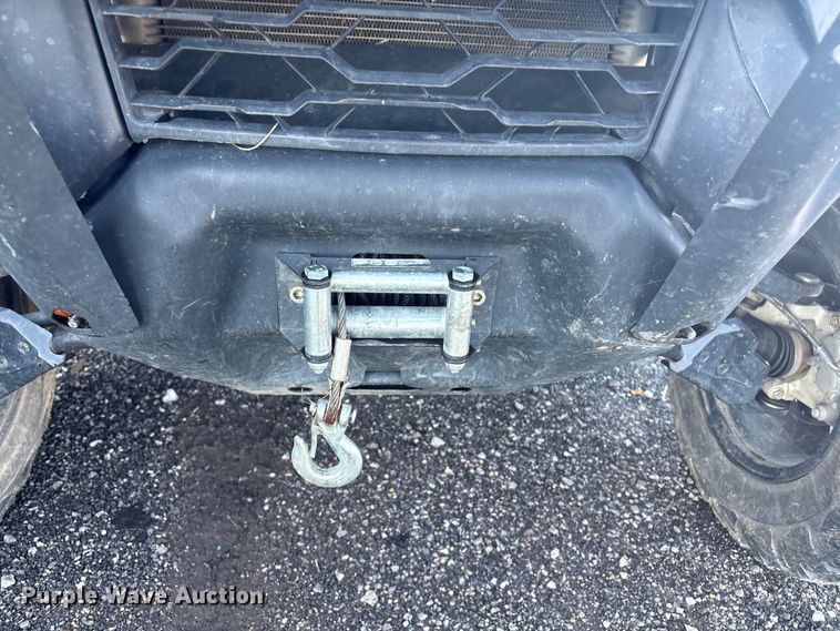 image for item EV2550 2021 Can-Am Defender MAX XT HD10 utility vehicle