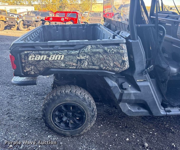 image for item EV2550 2021 Can-Am Defender MAX XT HD10 utility vehicle