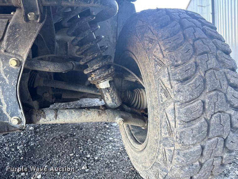 image for item EV2550 2021 Can-Am Defender MAX XT HD10 utility vehicle