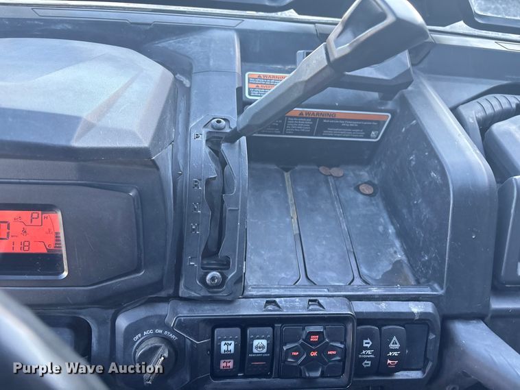 image for item EV2550 2021 Can-Am Defender MAX XT HD10 utility vehicle