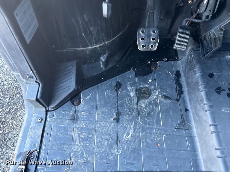 image for item EV2550 2021 Can-Am Defender MAX XT HD10 utility vehicle