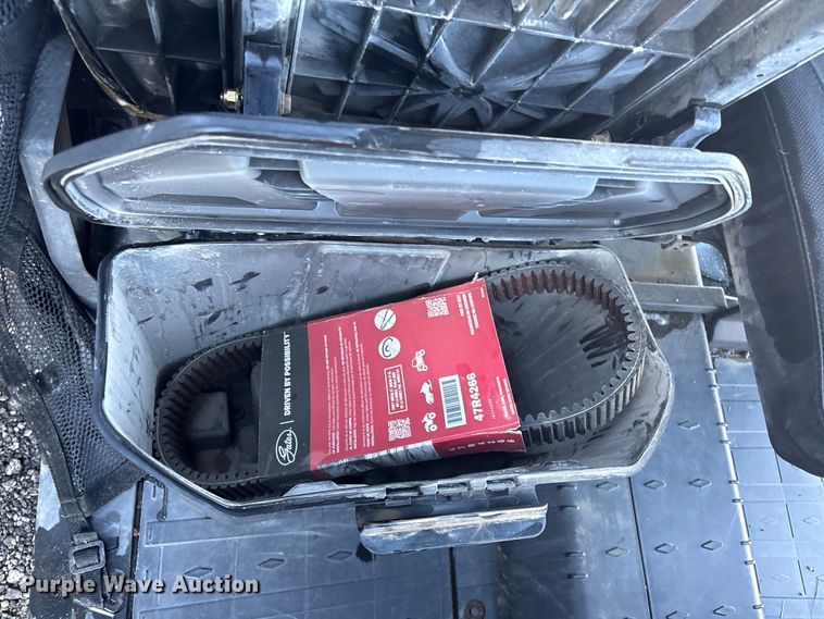 image for item EV2550 2021 Can-Am Defender MAX XT HD10 utility vehicle