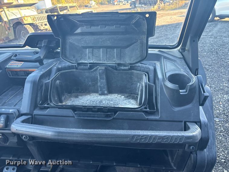 image for item EV2550 2021 Can-Am Defender MAX XT HD10 utility vehicle