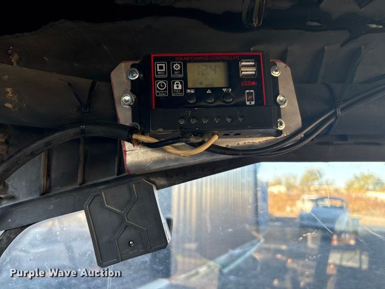 image for item EV2550 2021 Can-Am Defender MAX XT HD10 utility vehicle