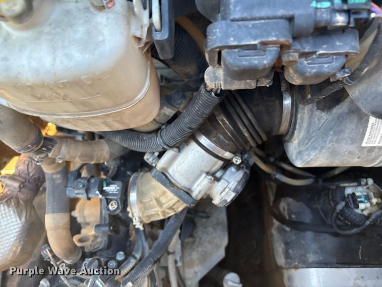 image for item EV2550 2021 Can-Am Defender MAX XT HD10 utility vehicle