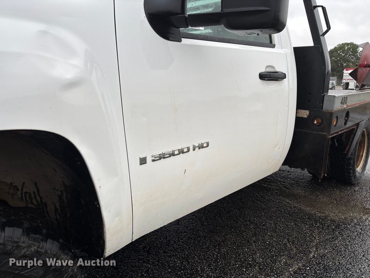 image for item EV3223 2008 Chevrolet Silverado 3500HD bale bed pickup truck