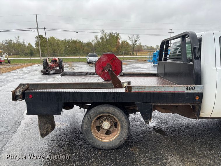 image for item EV3223 2008 Chevrolet Silverado 3500HD bale bed pickup truck