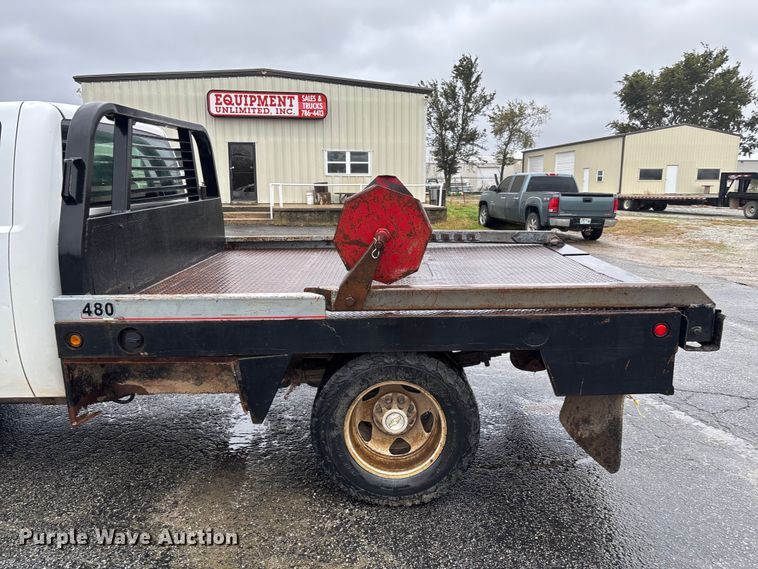 image for item EV3223 2008 Chevrolet Silverado 3500HD bale bed pickup truck