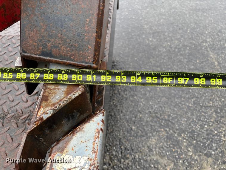 image for item EV3223 2008 Chevrolet Silverado 3500HD bale bed pickup truck