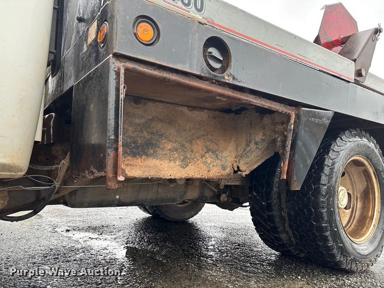 image for item EV3223 2008 Chevrolet Silverado 3500HD bale bed pickup truck