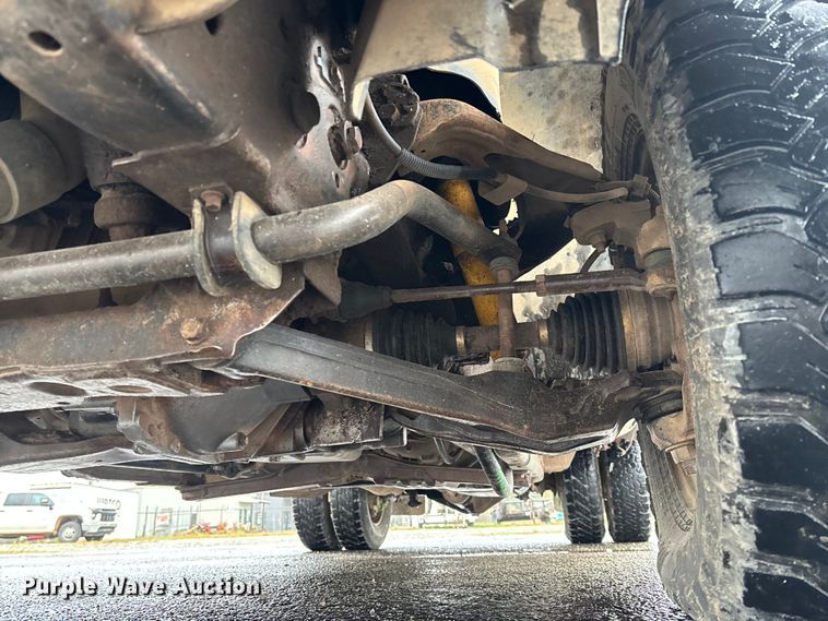 image for item EV3223 2008 Chevrolet Silverado 3500HD bale bed pickup truck