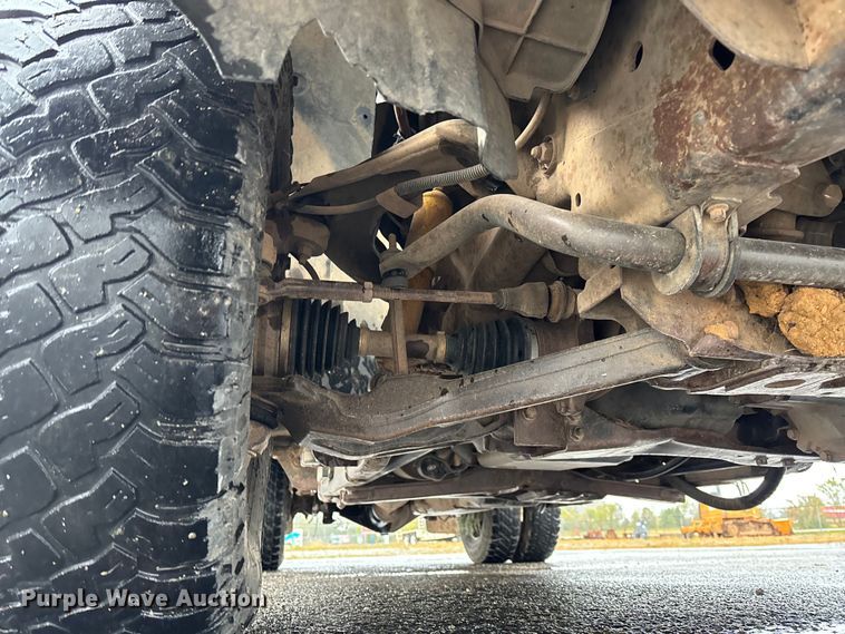 image for item EV3223 2008 Chevrolet Silverado 3500HD bale bed pickup truck