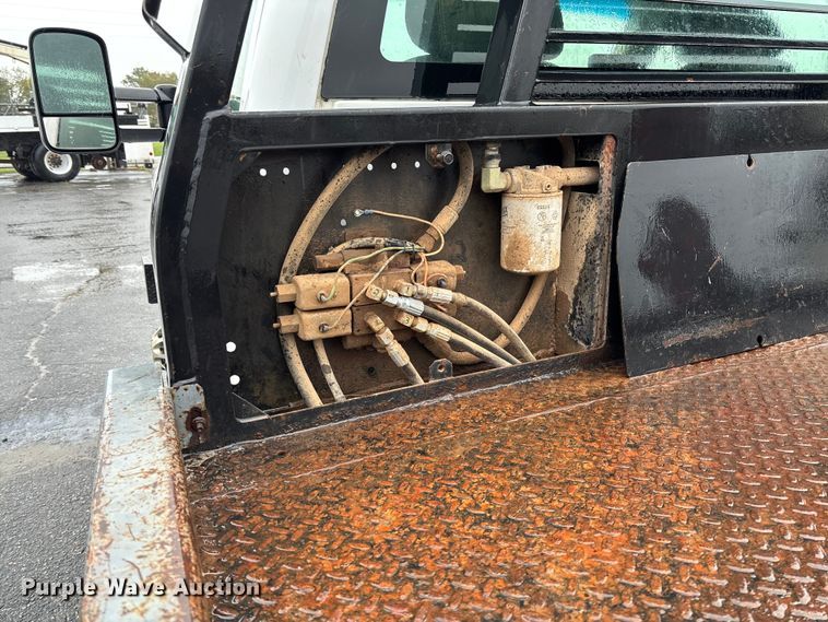 image for item EV3223 2008 Chevrolet Silverado 3500HD bale bed pickup truck