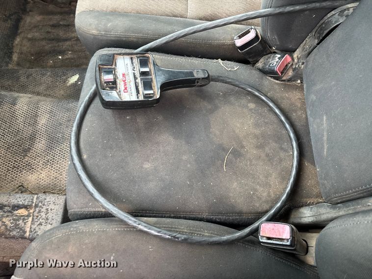 image for item EV3223 2008 Chevrolet Silverado 3500HD bale bed pickup truck