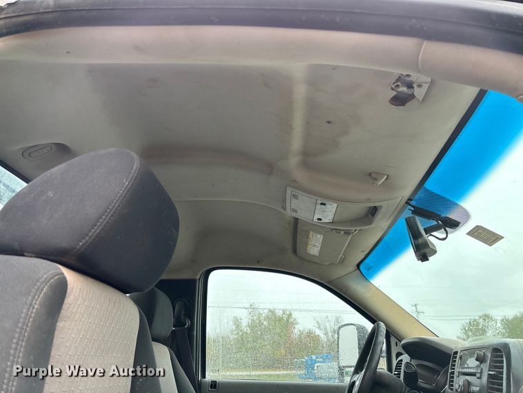 image for item EV3223 2008 Chevrolet Silverado 3500HD bale bed pickup truck