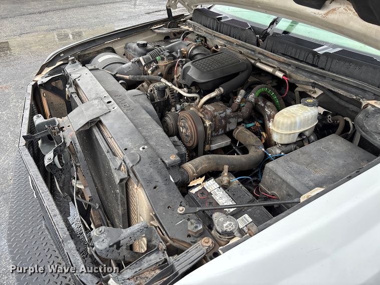 image for item EV3223 2008 Chevrolet Silverado 3500HD bale bed pickup truck