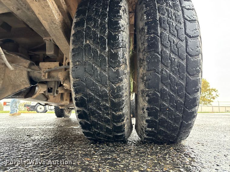 image for item EV3223 2008 Chevrolet Silverado 3500HD bale bed pickup truck