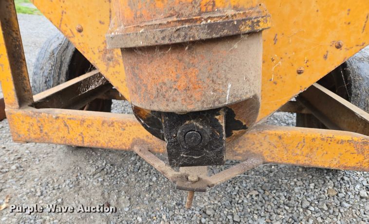 image for item EV5438 Kelly Ryan feed mixer