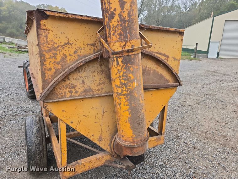 image for item EV5438 Kelly Ryan feed mixer