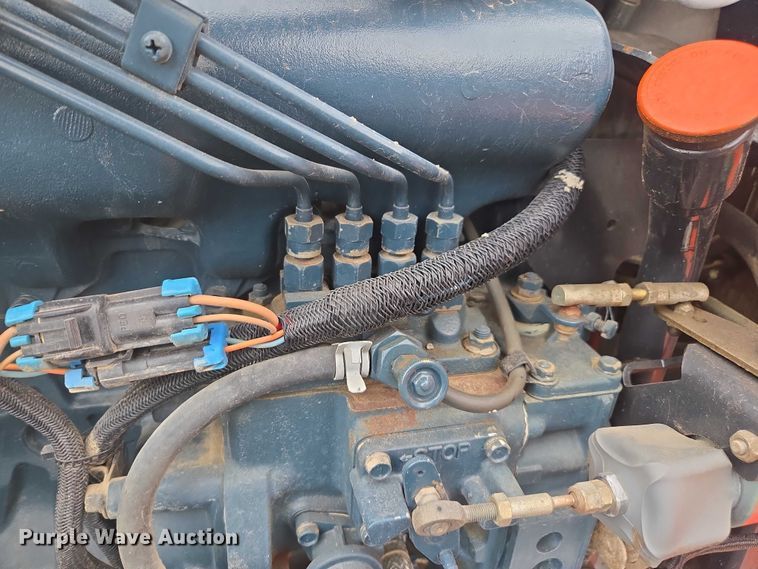 image for item EV5444 2001 Bobcat 773 skid steer loader