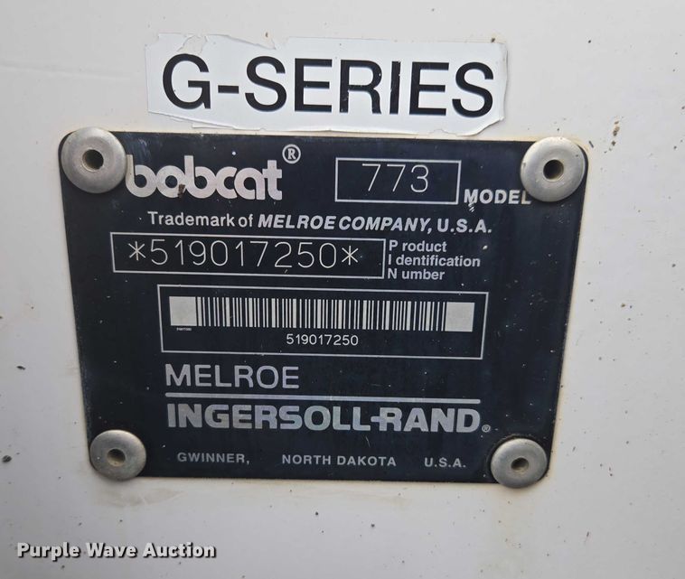 image for item EV5444 2001 Bobcat 773 skid steer loader