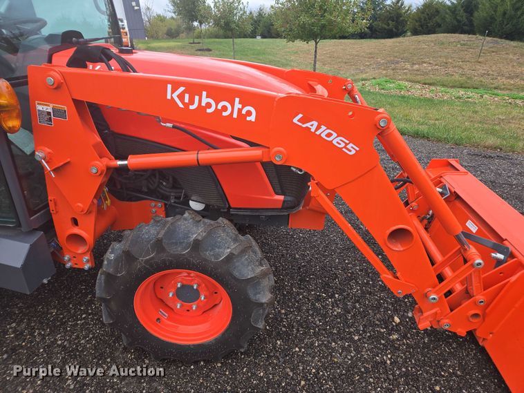 image for item EV5446 2019 Kubota MX6000 MFWD tractor