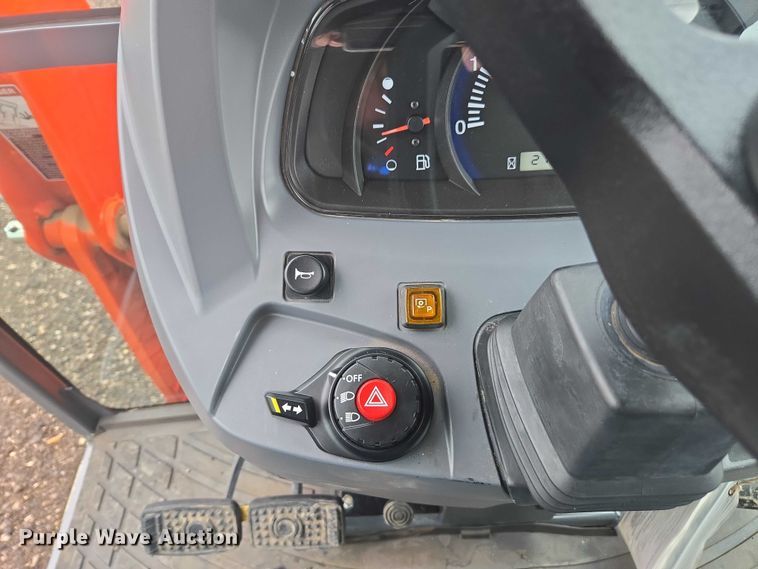 image for item EV5446 2019 Kubota MX6000 MFWD tractor