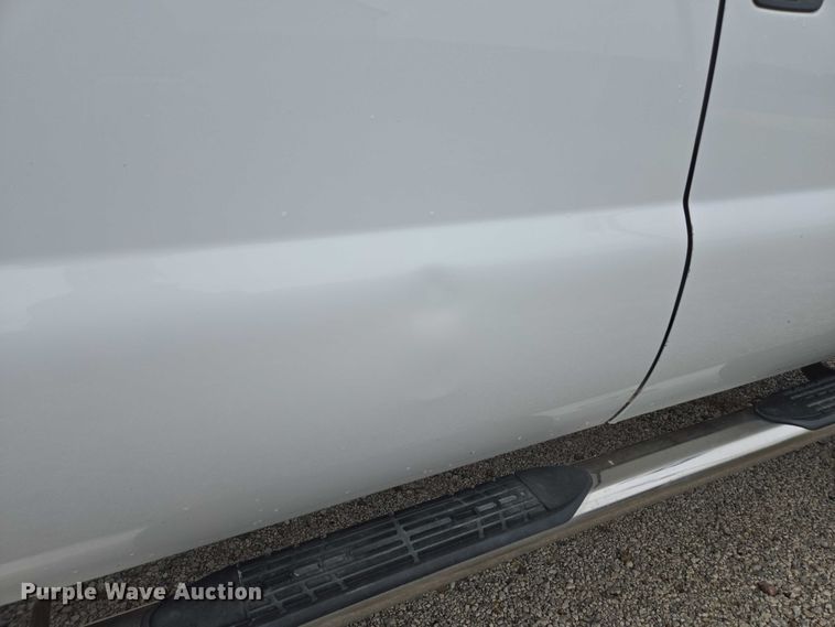 image for item EV5449 2016 Ford F250 Super Duty Crew Cab pickup truck