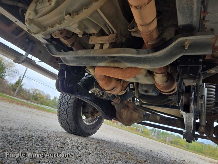 image for item EV5449 2016 Ford F250 Super Duty Crew Cab pickup truck