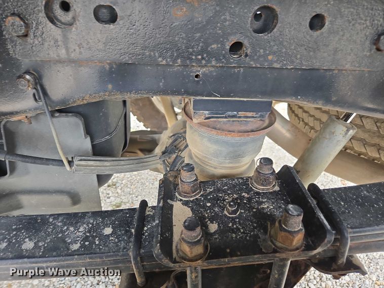 image for item EV5449 2016 Ford F250 Super Duty Crew Cab pickup truck