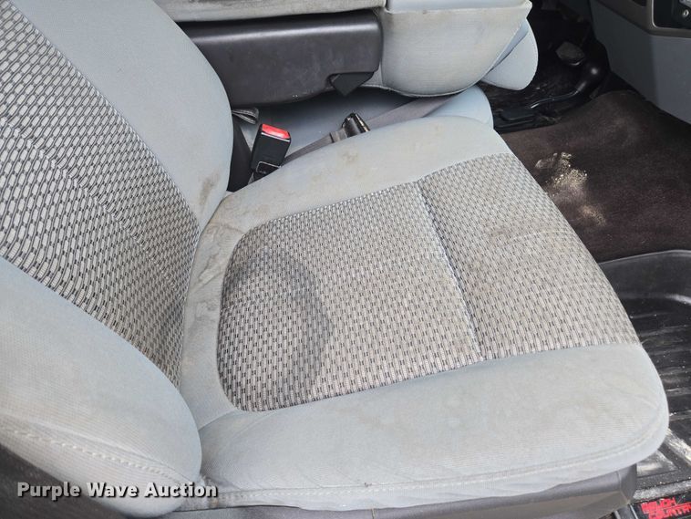 image for item EV5449 2016 Ford F250 Super Duty Crew Cab pickup truck