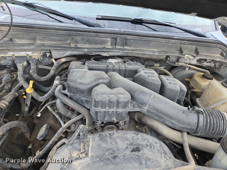 image for item EV5449 2016 Ford F250 Super Duty Crew Cab pickup truck