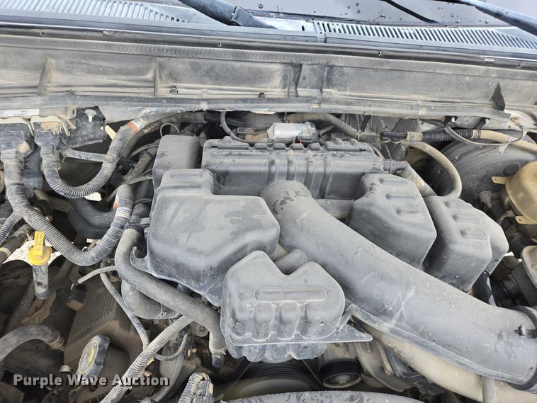 image for item EV5449 2016 Ford F250 Super Duty Crew Cab pickup truck